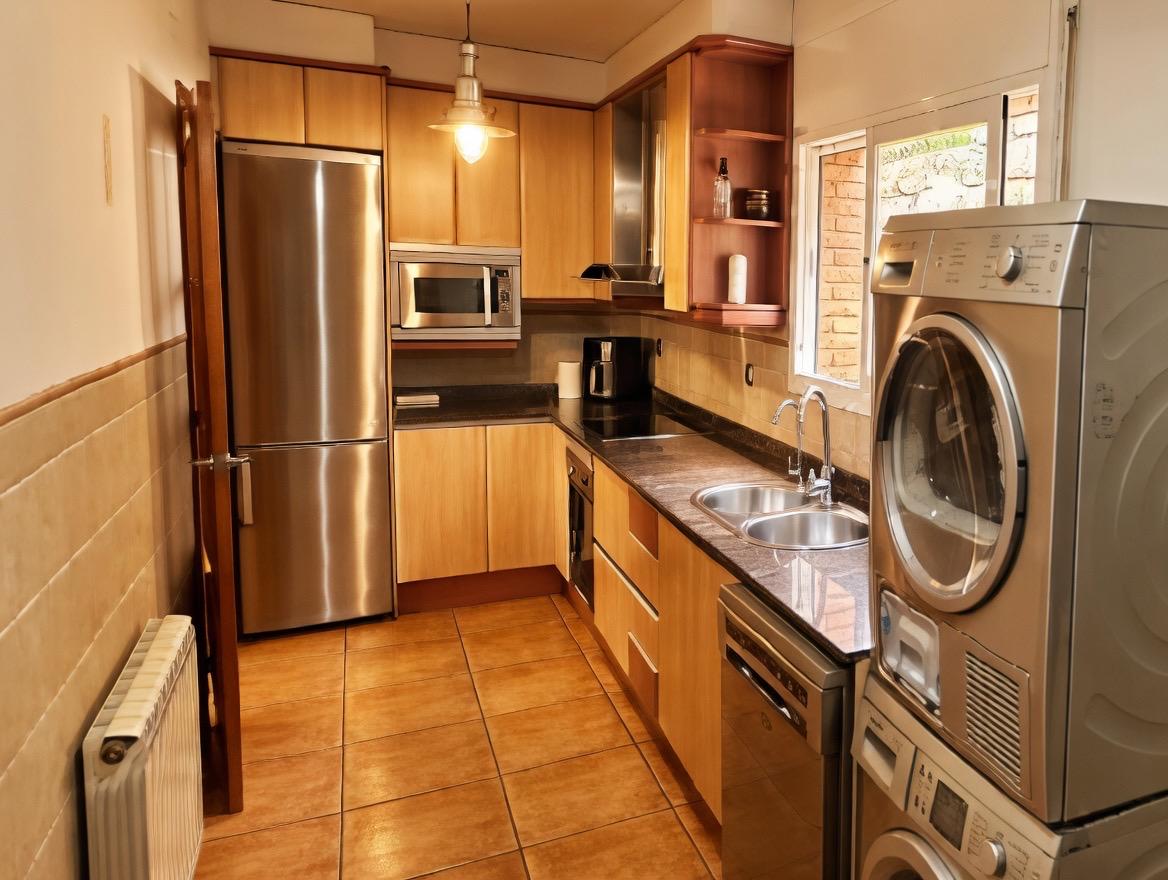 Cocina office independiente equipada