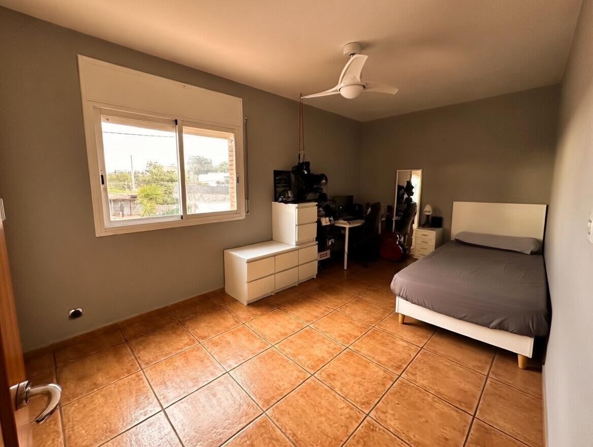 Habitación amplia de la vivienda